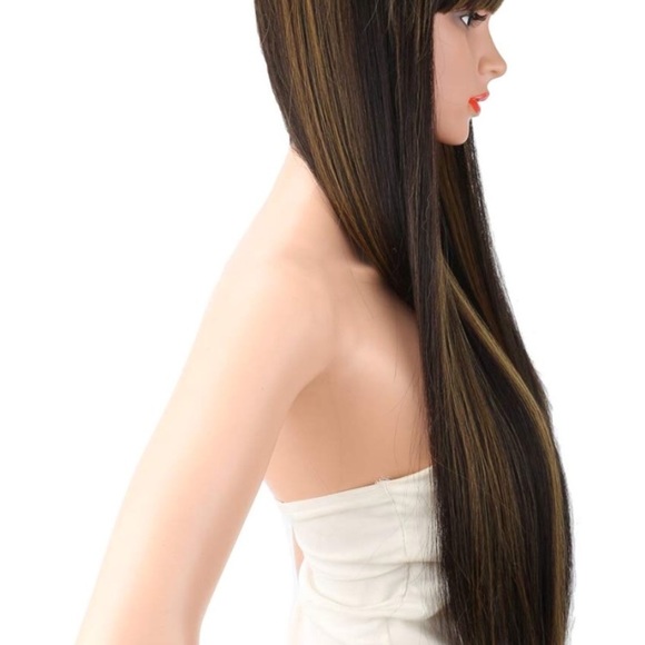 ?Hayden 26”long Black W/highlights Bang Wig *NWT*